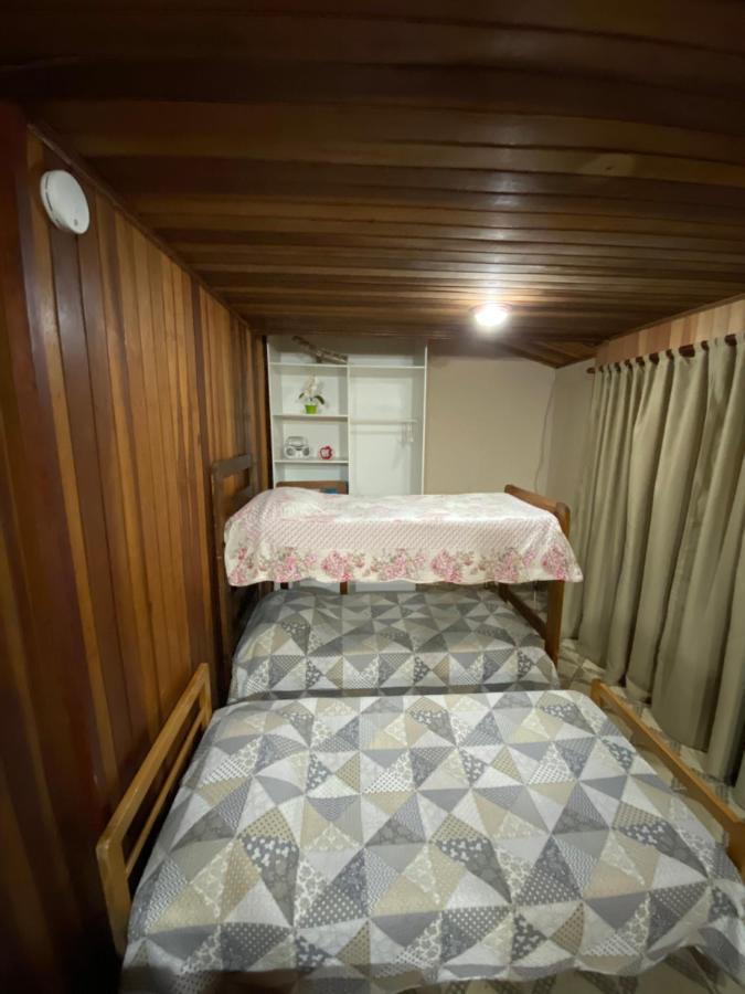 Villa Casa Anexa Com Lareira Campos do Jordão Esterno foto