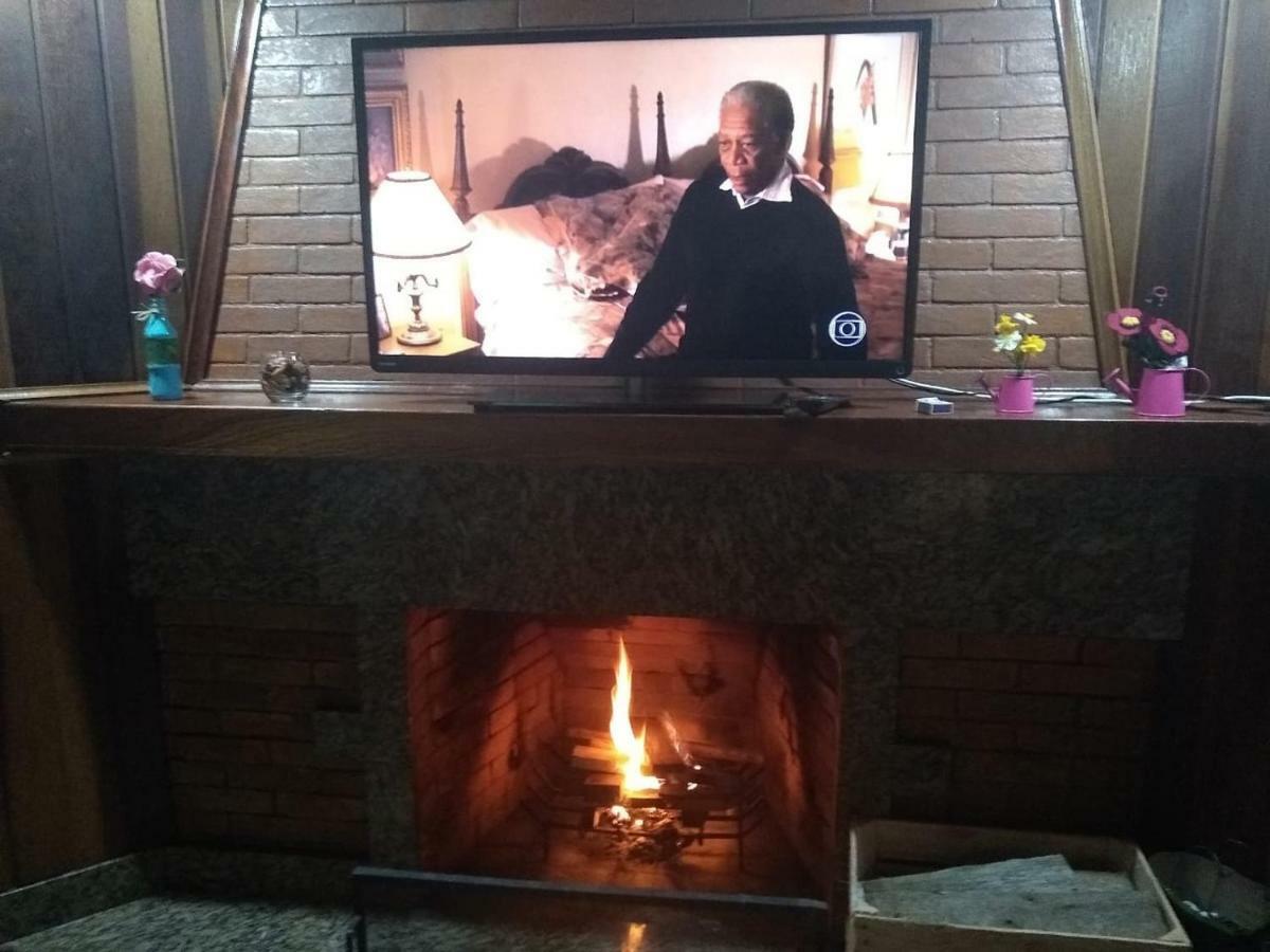 Villa Casa Anexa Com Lareira Campos do Jordão Esterno foto